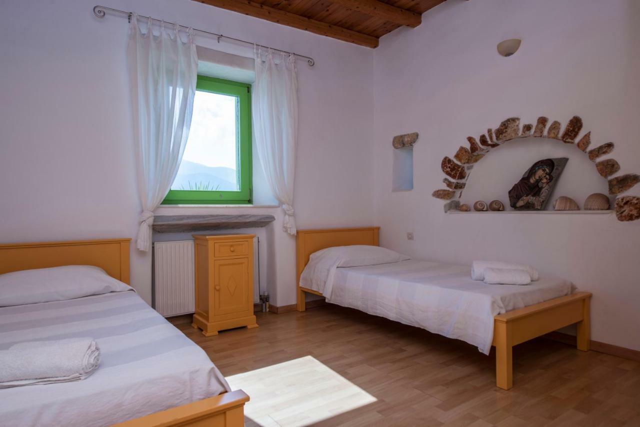 Villa Aeolos With 2 Private Pools Sarakiniko  Luaran gambar