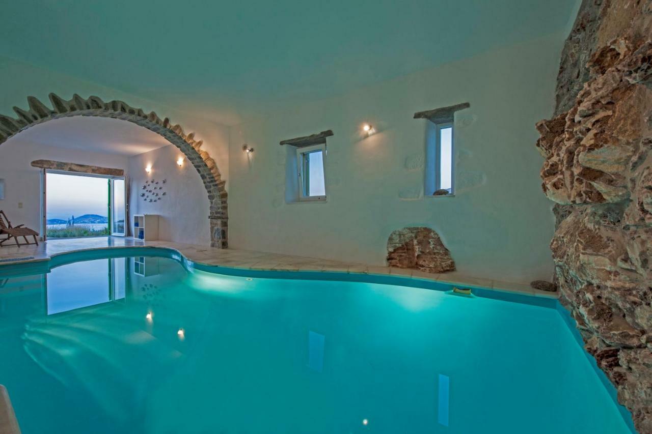 Villa Aeolos With 2 Private Pools Sarakiniko  Luaran gambar
