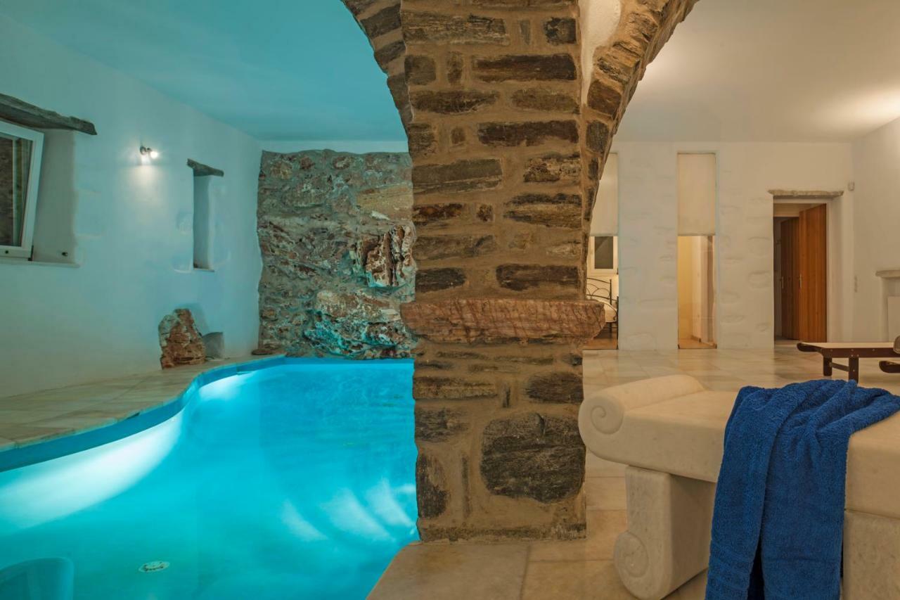 Villa Aeolos With 2 Private Pools Sarakiniko  Luaran gambar