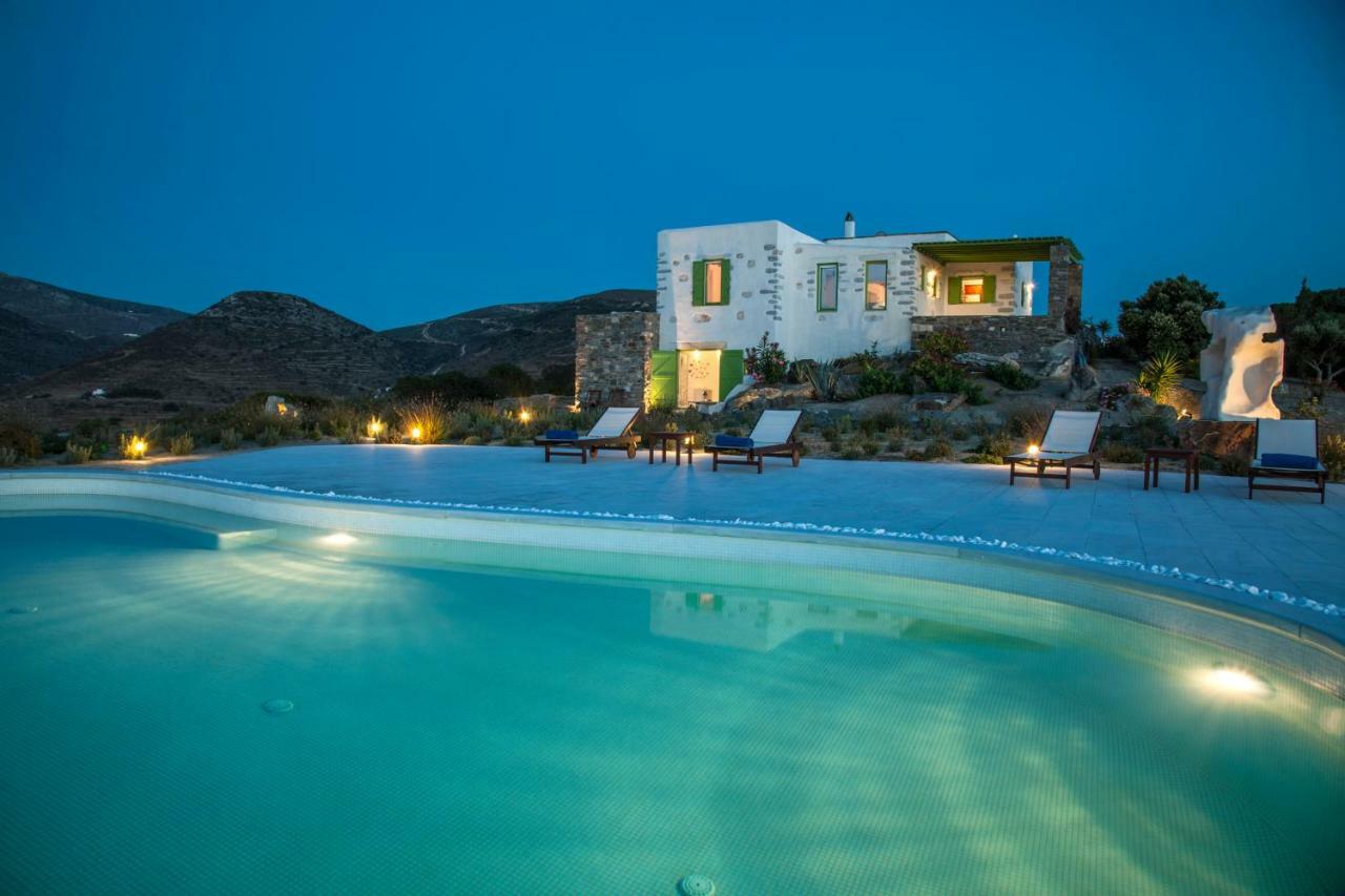 Villa Aeolos With 2 Private Pools Sarakiniko  Luaran gambar